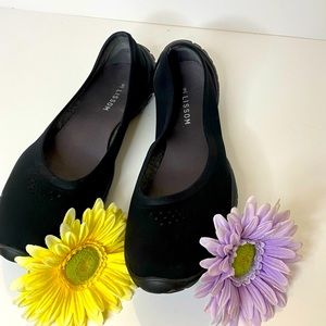 Lissom black size 9